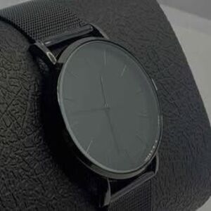 South Lane Black Mesh Analog Dial Quartz Genuine Watch - New